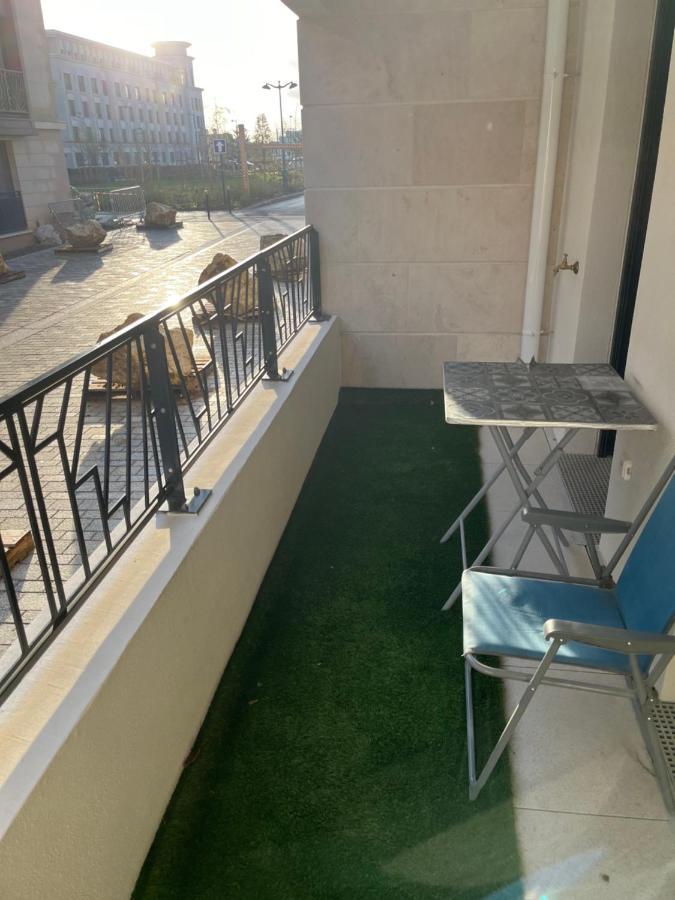 שסי Home-Like Apartment Near Disneyland מראה חיצוני תמונה
