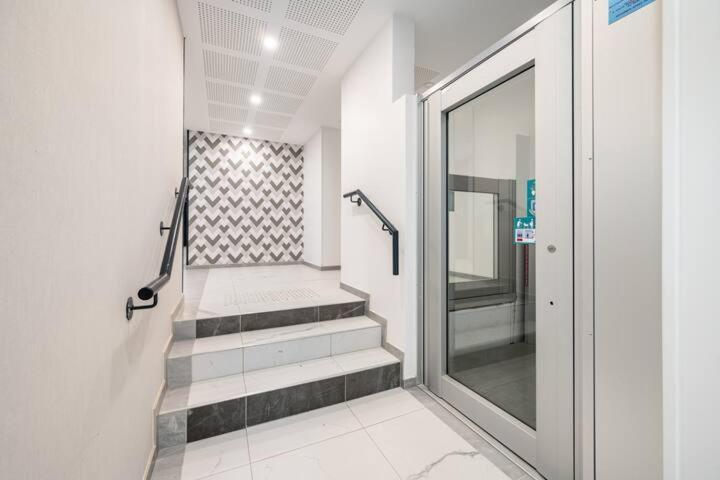 שסי Home-Like Apartment Near Disneyland מראה חיצוני תמונה